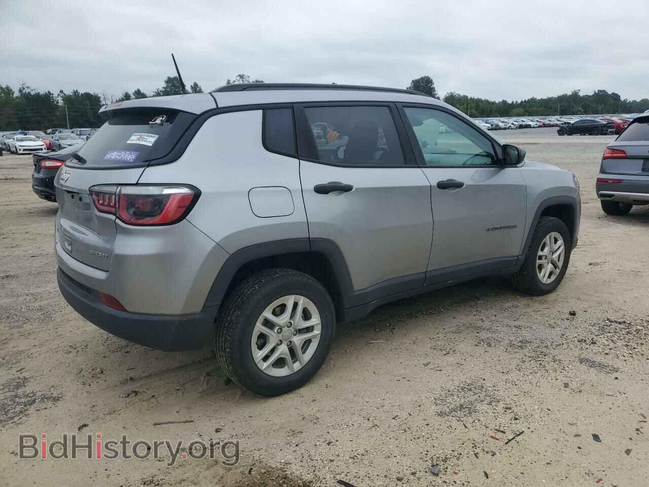 2018 JEEP COMPASS - VIN: 3C4NJDAB4JT191176 - Фото 3