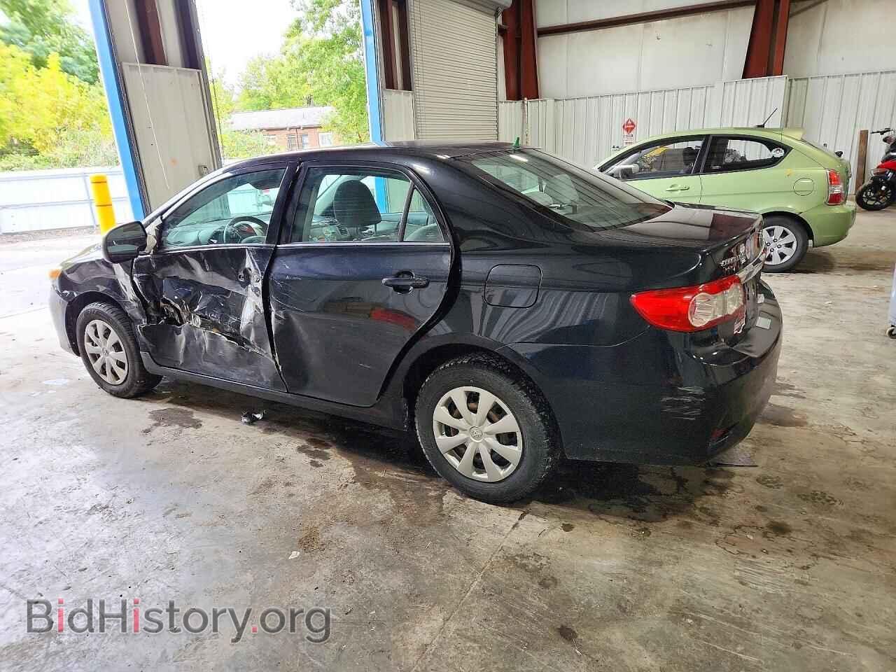 2011 TOYOTA COROLLA - VIN: 2T1BU4EE2BC643175 - Photo 2