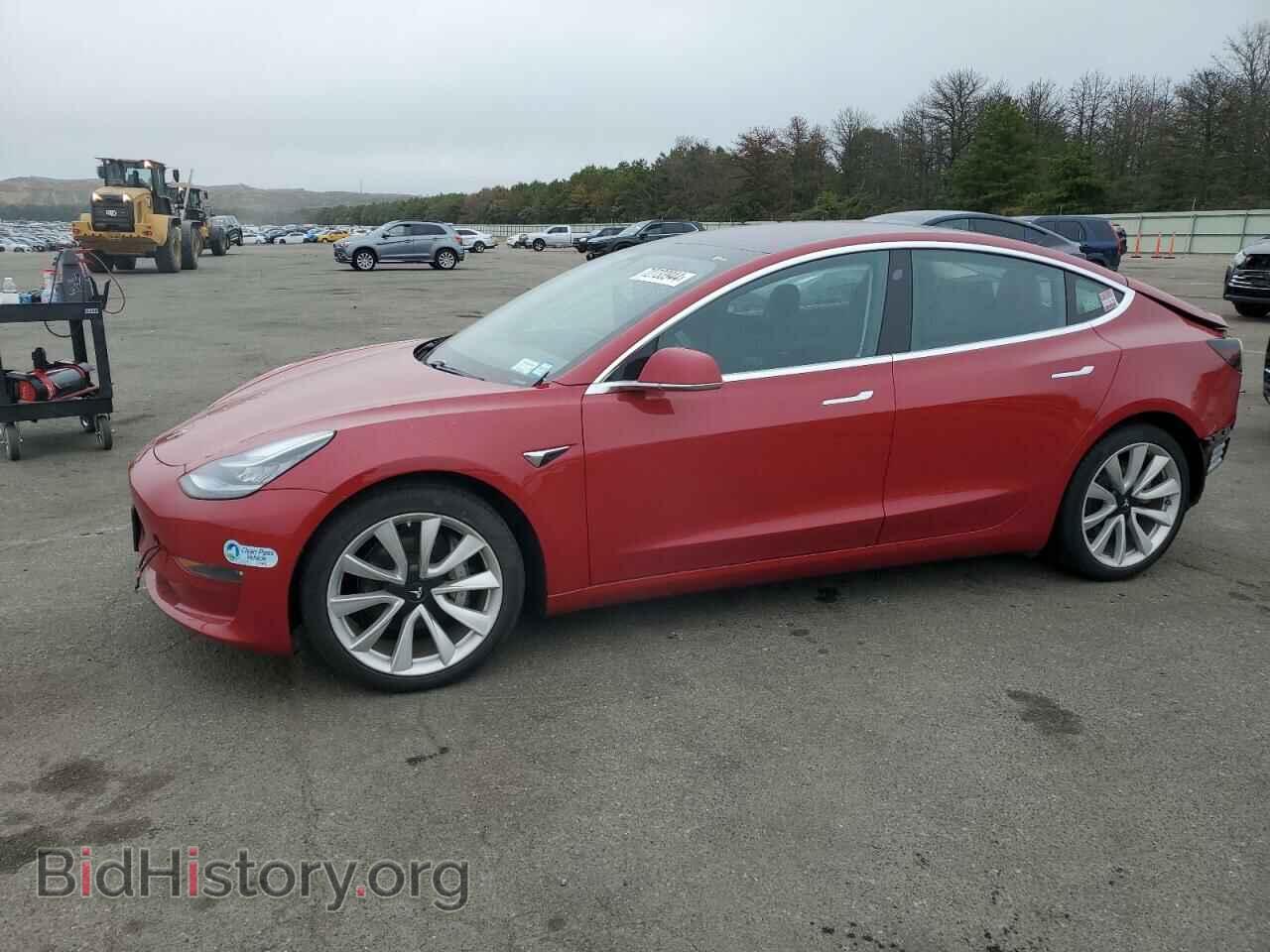 Фотография 5YJ3E1EA1JF047627 - TESLA MODEL 3 2018