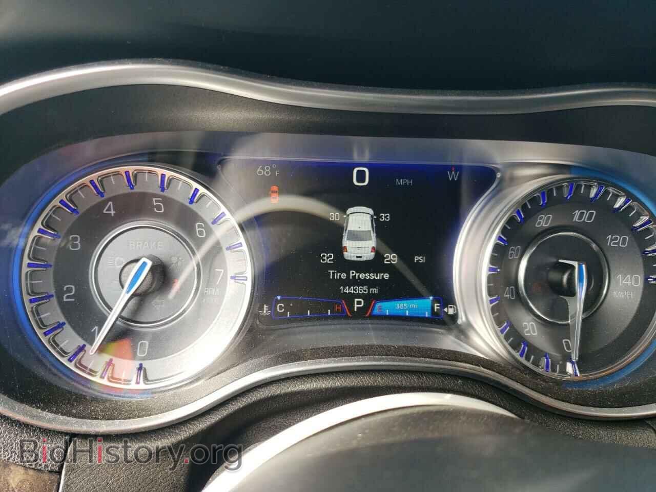 2016 CHRYSLER 300 - VIN: 2C3CCAKG0GH111470 - Фото 9