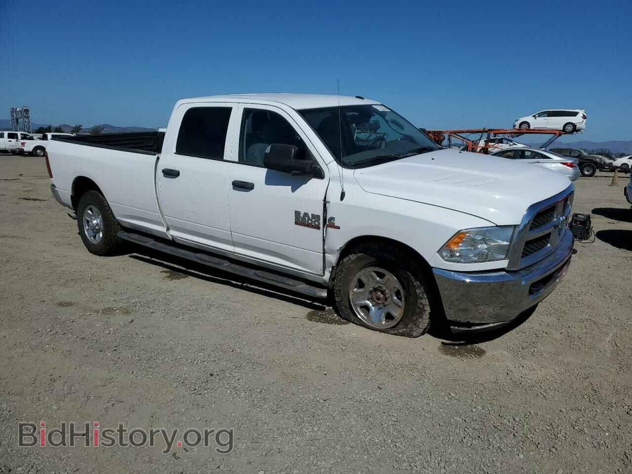 2016 RAM All Models - VIN: 3C6UR5HL0GG269664 - Photo 4