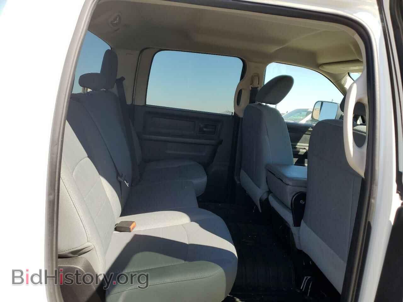 2016 RAM All Models - VIN: 3C6UR5HL0GG269664 - Photo 10