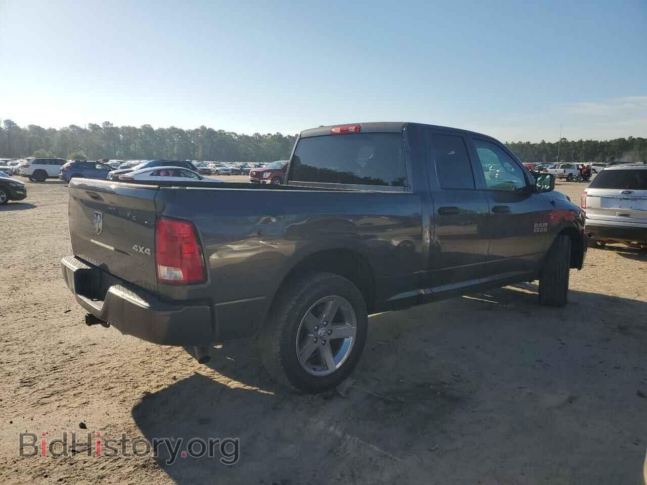 2018 RAM 1500 - VIN: 1C6RR7FG1JS246790 - Фото 3