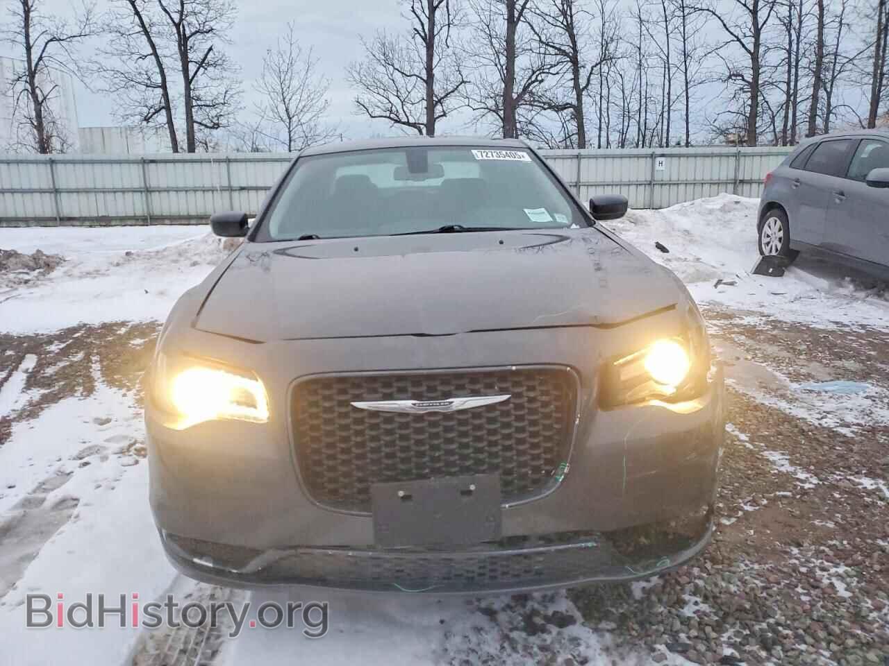 2019 CHRYSLER 300 - VIN: 2C3CCARG7KH556481 - Фото 5