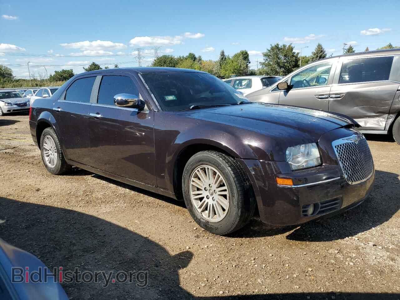 2010 CHRYSLER 300 - VIN: 2C3CA4CD7AH148602 - Фото 4