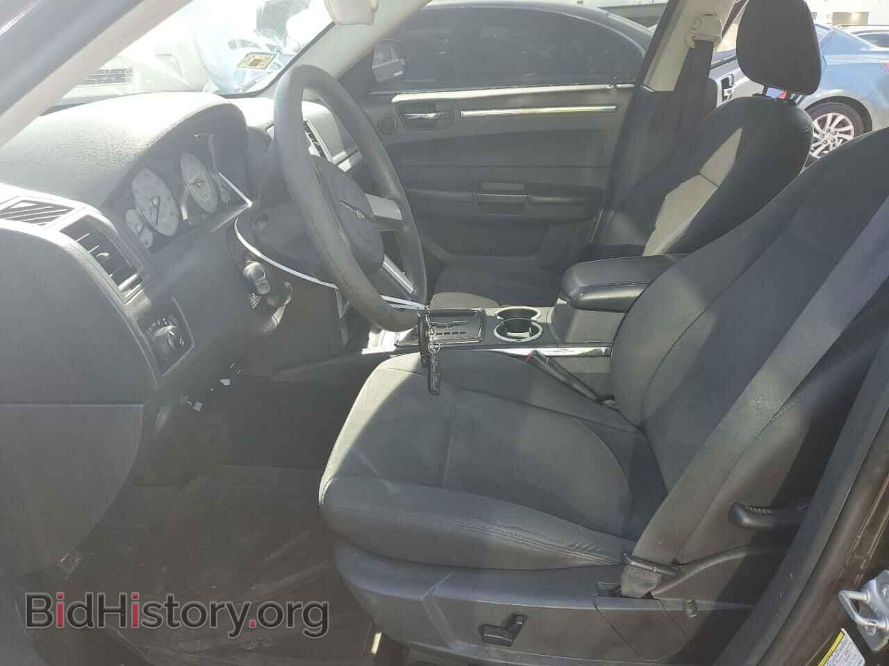 2010 CHRYSLER 300 - VIN: 2C3CA4CD7AH148602 - Фото 7