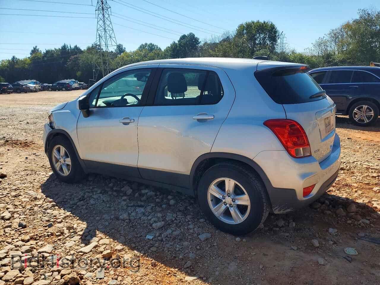 2019 CHEVROLET TRAX - VIN: 3GNCJKSB4KL218248 - Photo 2