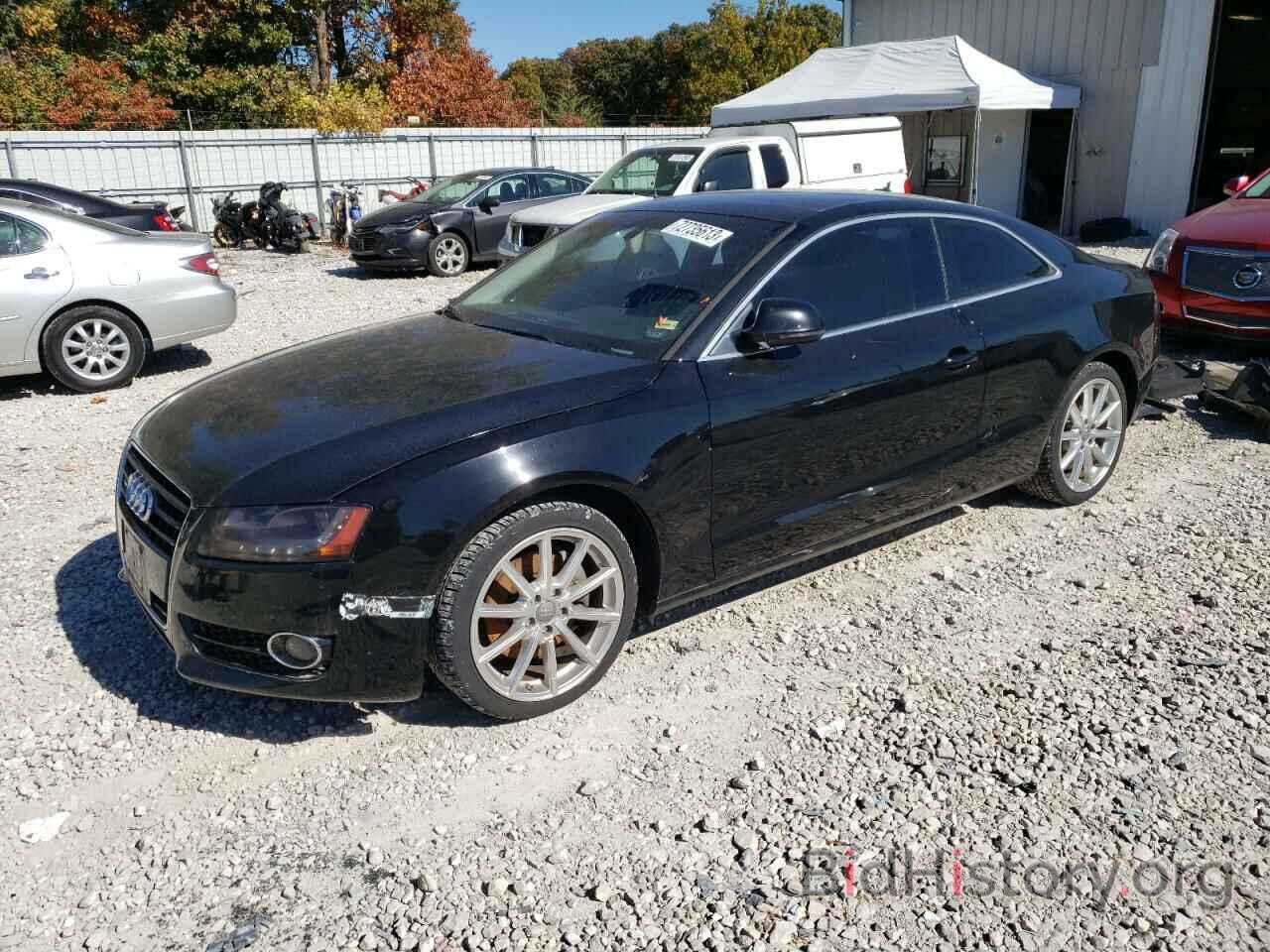 Photo WAUDK78TX9A009344 - AUDI A5 2009