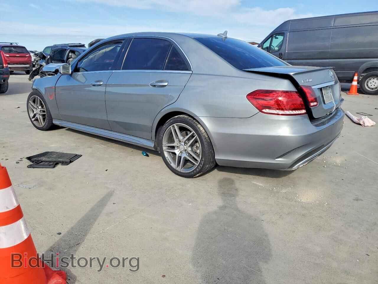 2014 MERCEDES-BENZ E-CLASS - VIN: WDDHF5KB7EB057715 - Фото 2