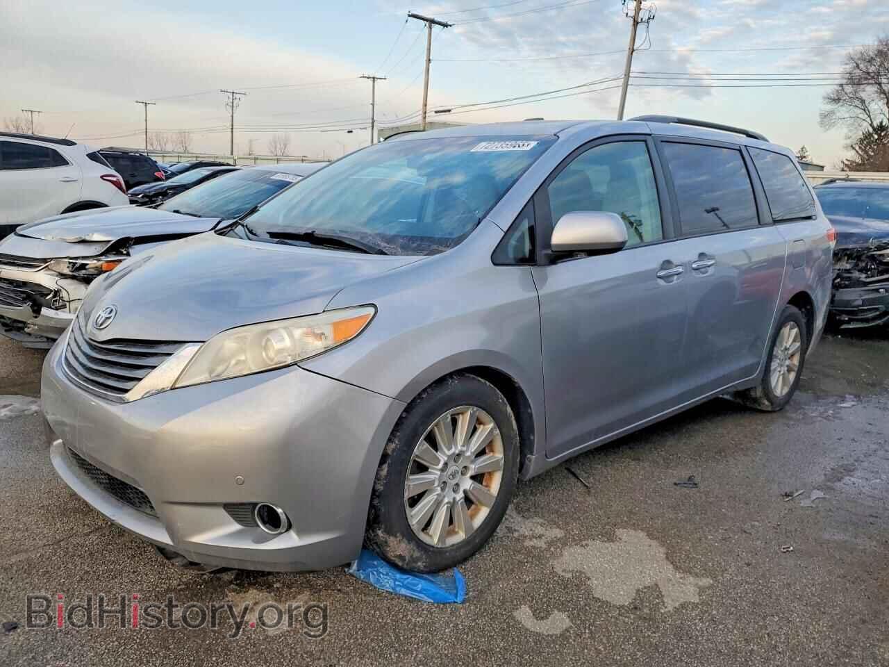 Photo 5TDDK3DC6CS041767 - TOYOTA All Models 2012
