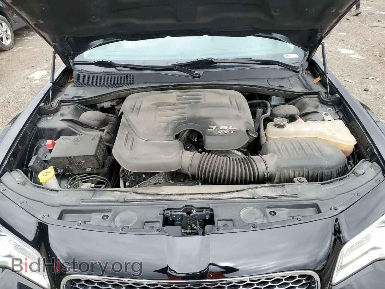 2019 CHRYSLER 300 - VIN: 2C3CCAKG4KH579663 - Фото 11