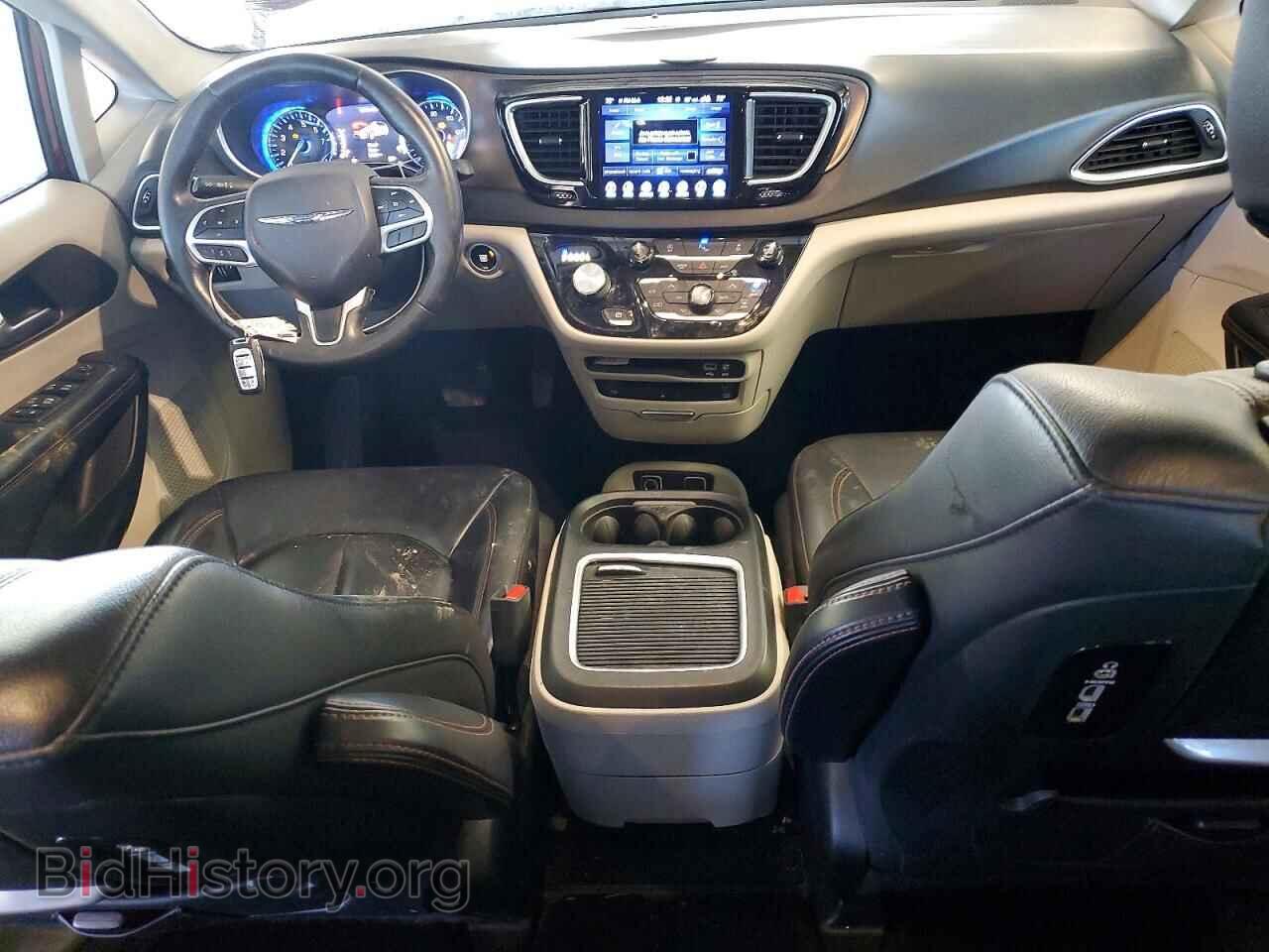 2017 CHRYSLER PACIFICA - VIN: 2C4RC1EG3HR811755 - Photo 8