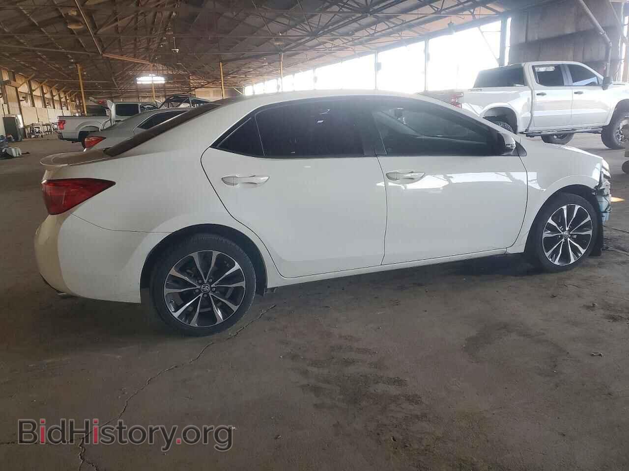 2017 TOYOTA COROLLA - VIN: 2T1BURHE2HC848173 - Фото 3