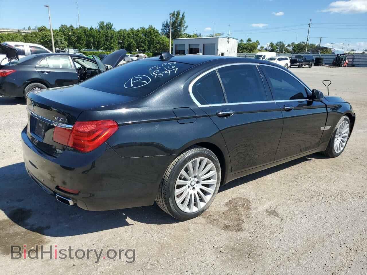 2012 BMW 7 SERIES - VIN: WBAKA8C59CCY37597 - Фото 3