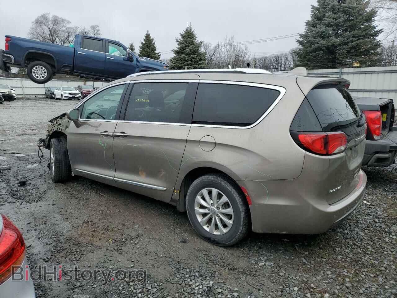 2018 CHRYSLER PACIFICA - VIN: 2C4RC1BG5JR149302 - Photo 2