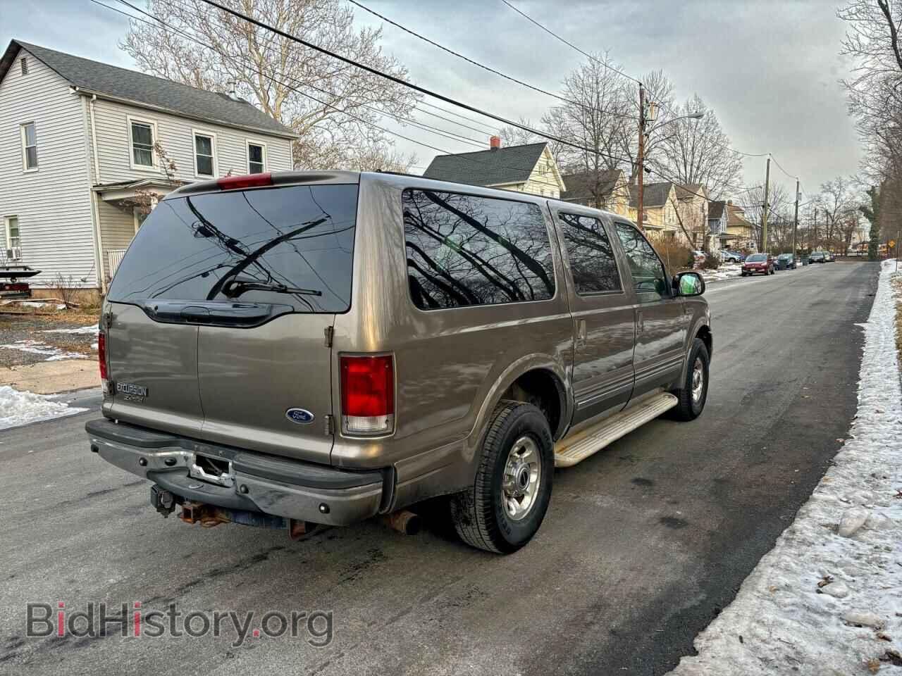 2005 FORD EXCURSION - VIN: 1FMNU42P35EC66338 - Photo 4