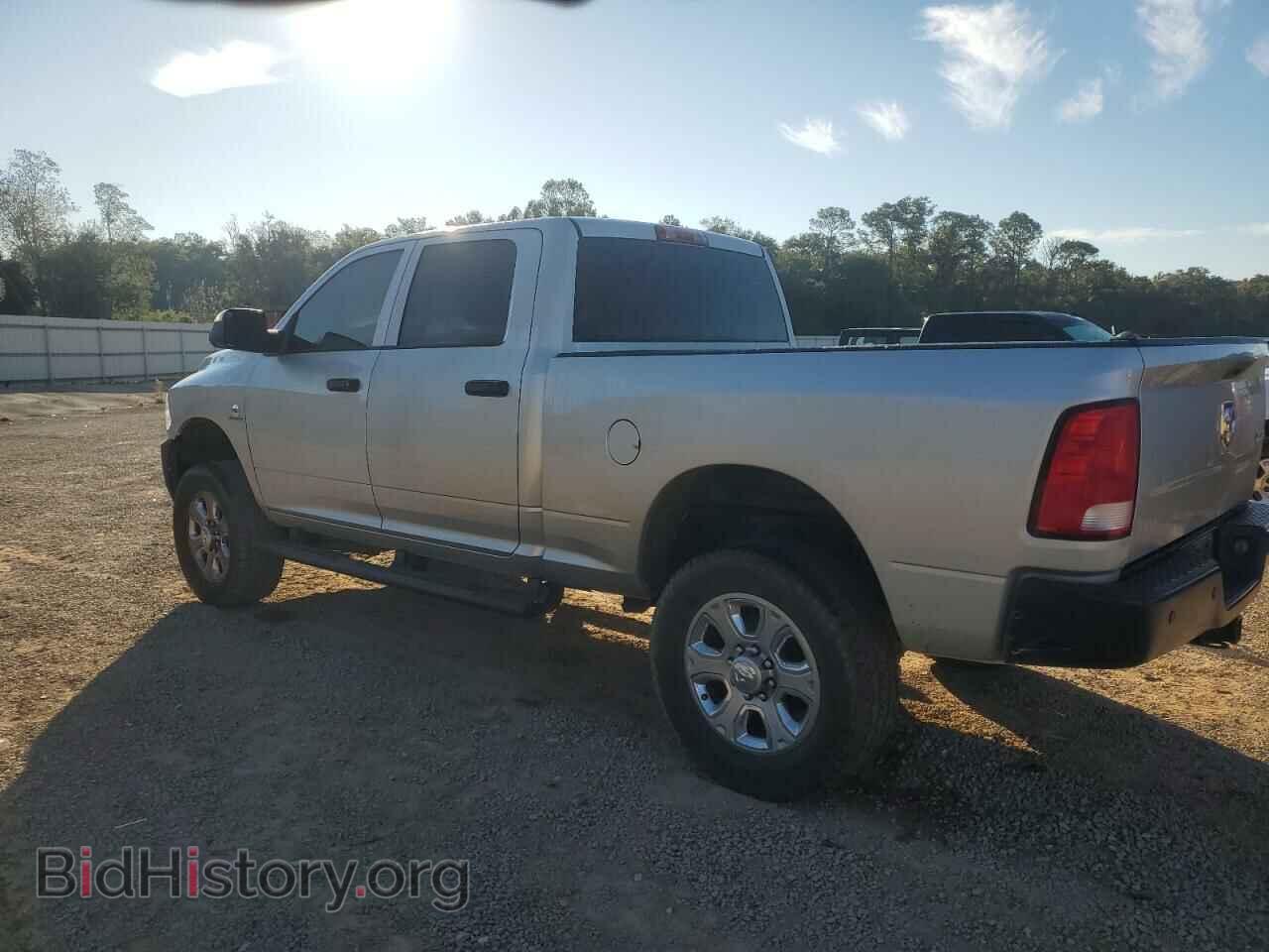 2017 RAM All Models - VIN: 3C6UR5CL7HG720579 - Photo 2