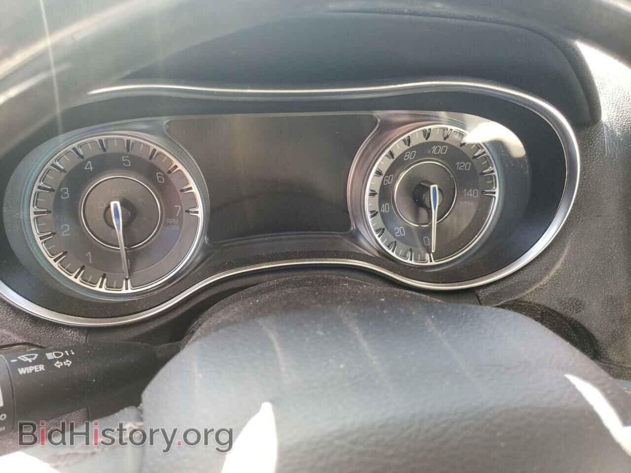 2017 CHRYSLER 300 - VIN: 2C3CCAEG1HH655621 - Фото 9
