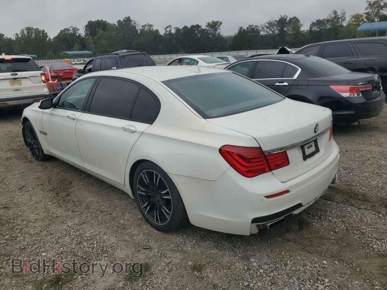2012 BMW 7 SERIES - VIN: WBAKC8C51CC437754 - Фото 2