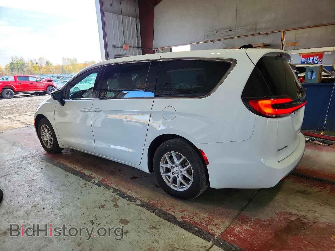 2025 CHRYSLER PACIFICA - VIN: 2C4RC1BG8SR614771 - Photo 2