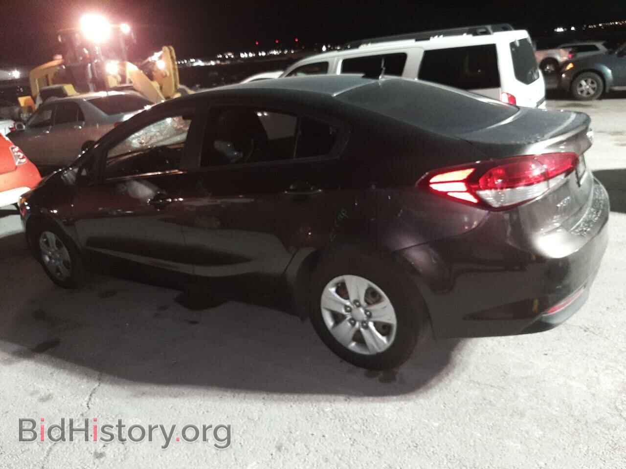 2017 KIA FORTE - VIN: 3KPFK4A71HE017724 - Фото 2