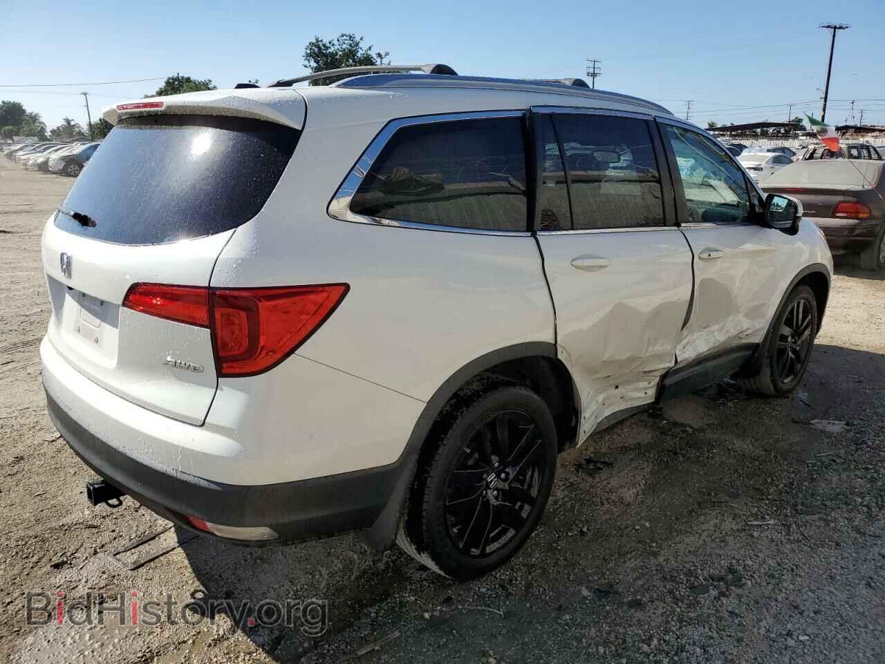 2017 HONDA PILOT - VIN: 5FNYF6H50HB002297 - Фото 3