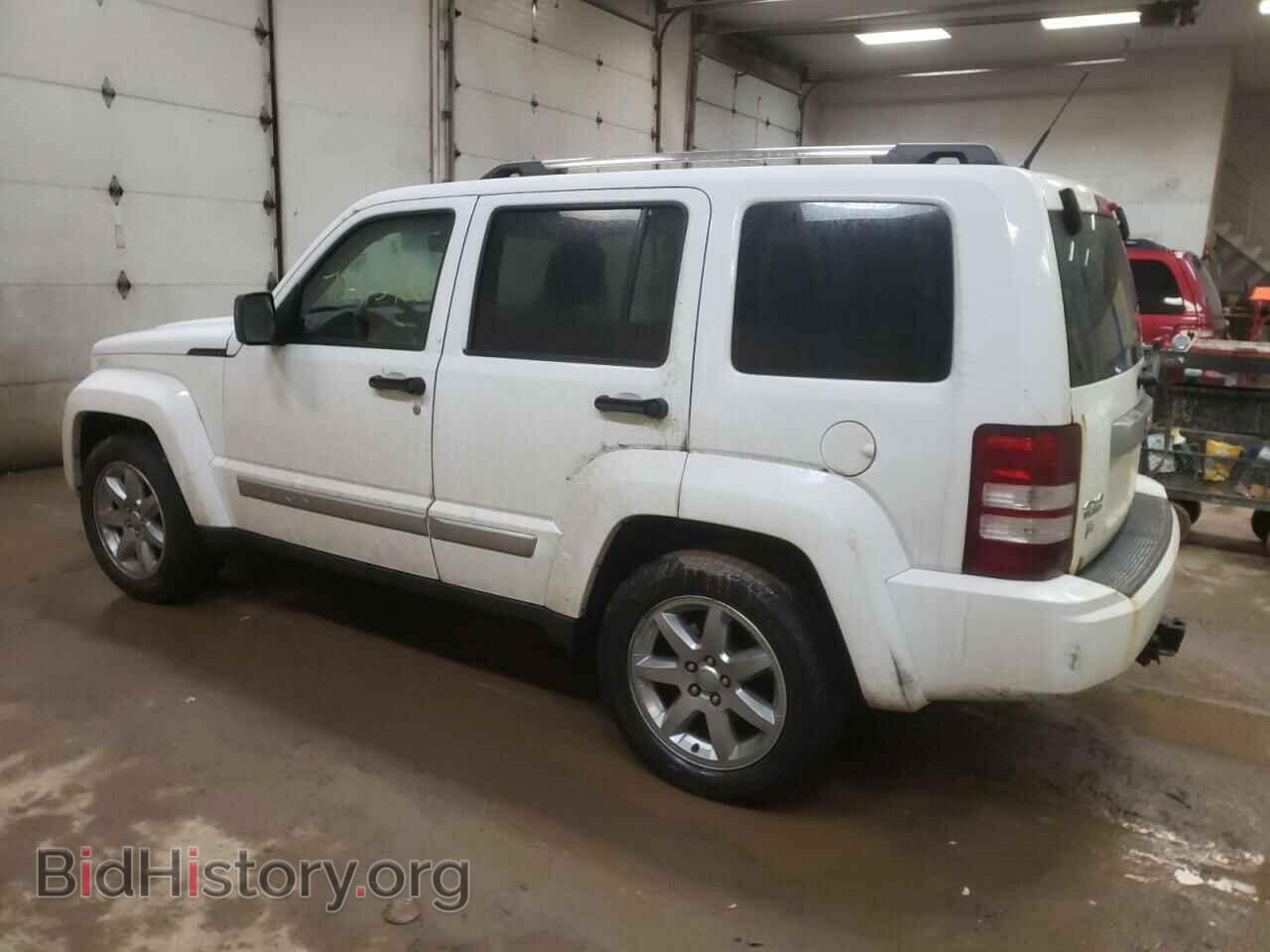 2011 JEEP LIBERTY - VIN: 1J4PN5GK6BW535879 - Фото 2