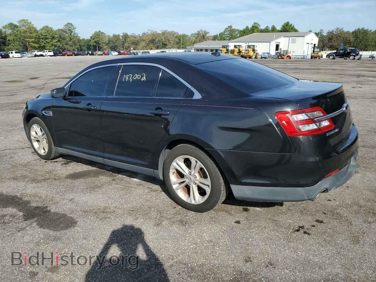 2013 FORD TAURUS - VIN: 1FAHP2E82DG177452 - Фото 2