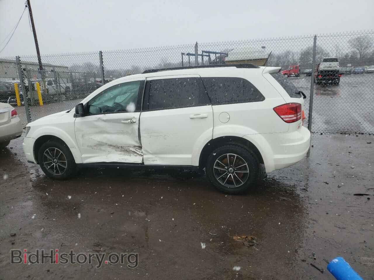 2018 DODGE JOURNEY - VIN: 3C4PDCAB6JT170257 - Фото 2