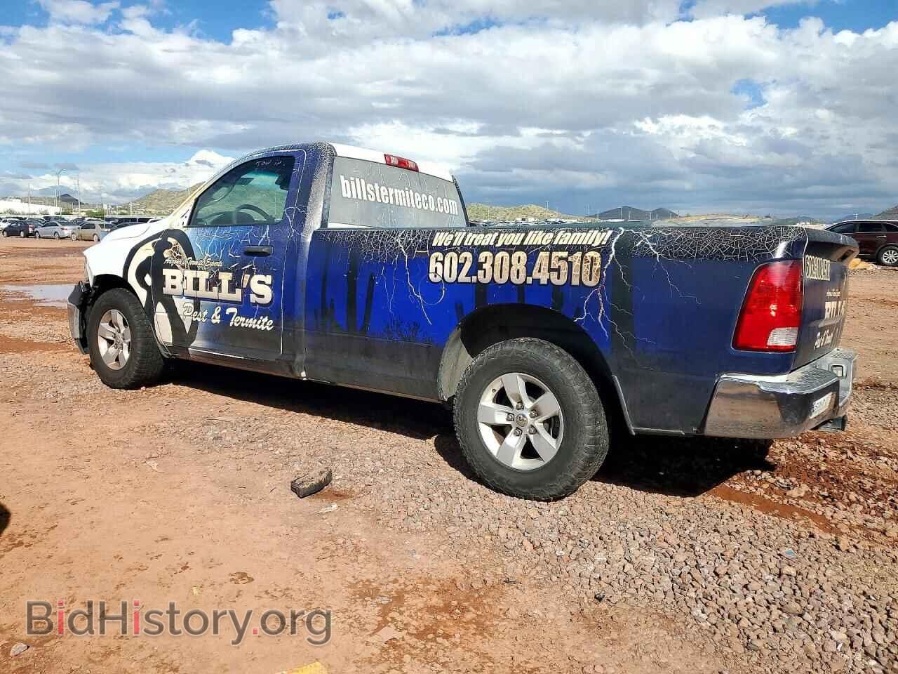 2017 RAM 1500 - VIN: 3C6JR6DGXHG791625 - Фото 2