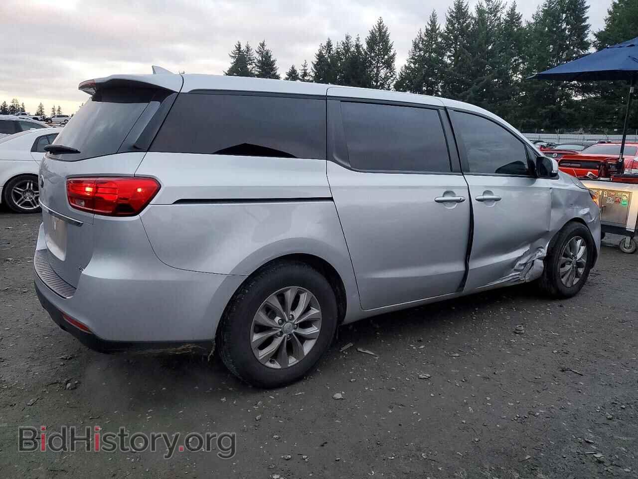 2020 KIA All Models - VIN: KNDMB5C16L6645637 - Фото 3