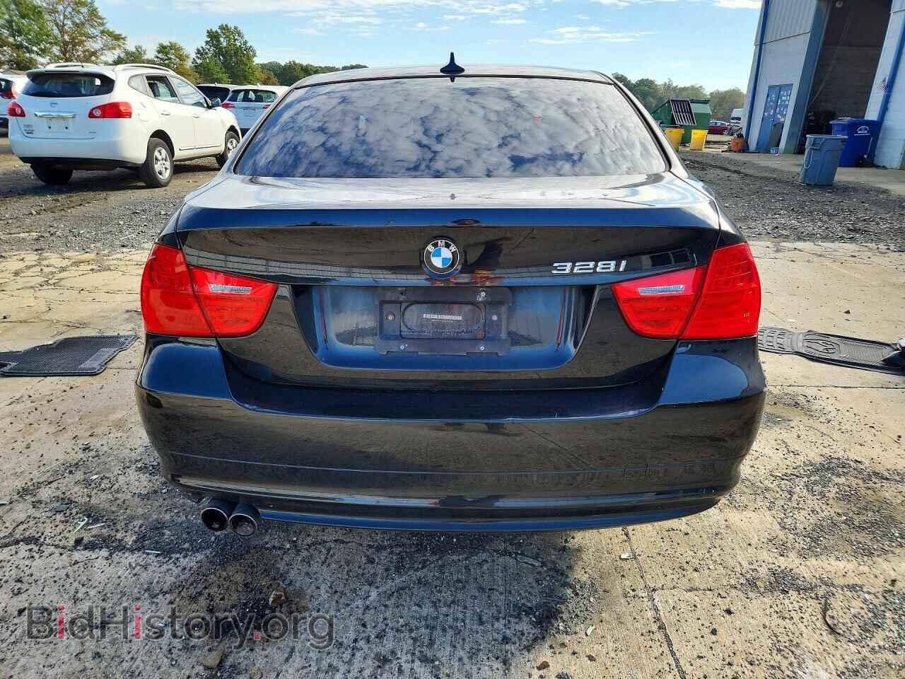 2011 BMW 3 SERIES - VIN: WBAPH7C53BE676386 - Photo 6