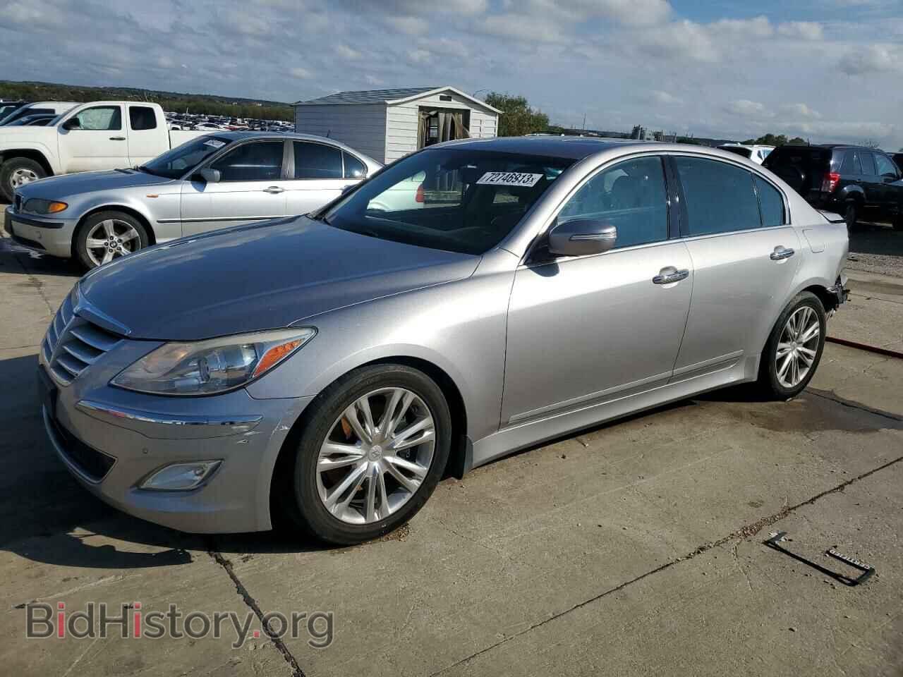 Photo KMHGC4DD3DU224979 - HYUNDAI GENESIS 2013
