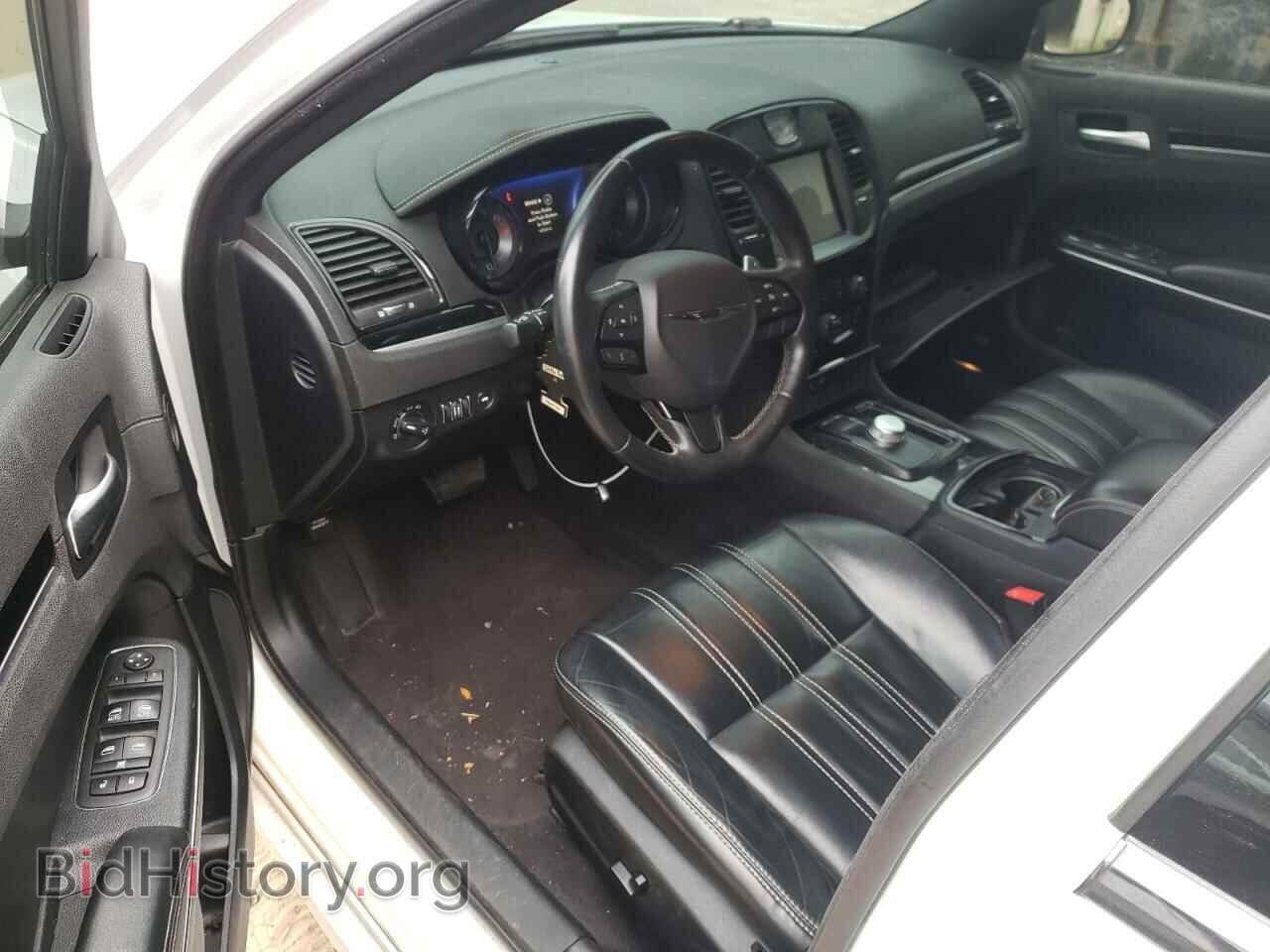 2017 CHRYSLER 300 - VIN: 2C3CCAGG8HH534811 - Фото 8