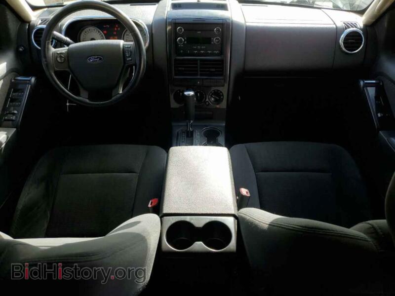 2010 Ford EXPLORER (VIN 1FMEU8DE2AUA01722) — photo 8 of 13