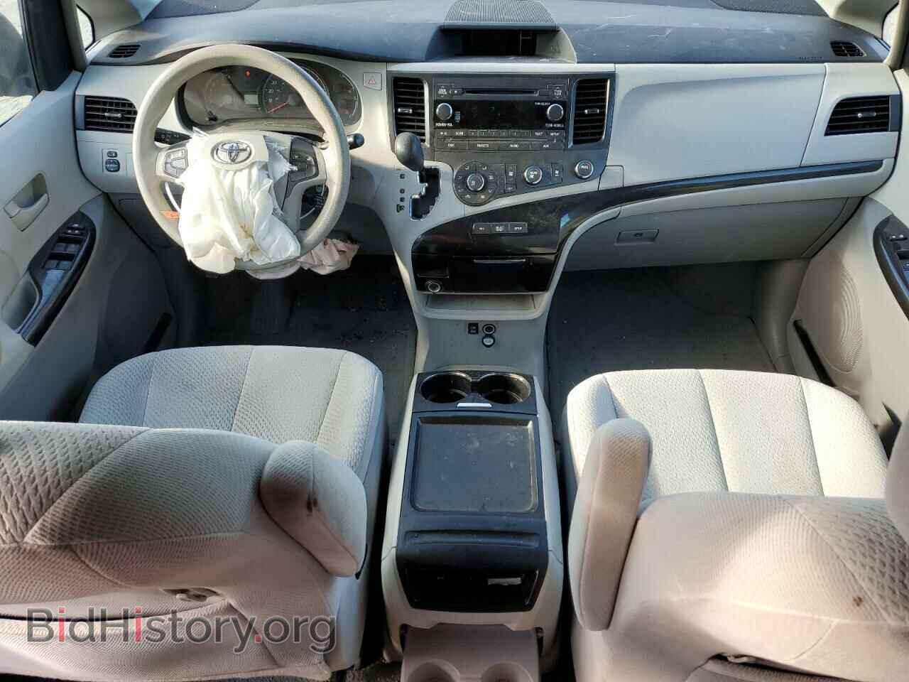 2011 TOYOTA All Models - VIN: 5TDKK3DC9BS032888 - Фото 8