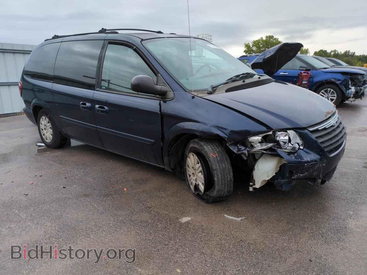 2005 CHRYSLER MINIVAN - VIN: 2C4GP44R35R180419 - Фото 4