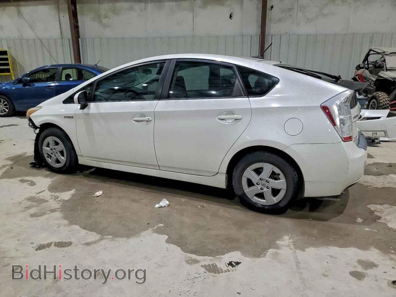 2011 TOYOTA PRIUS - VIN: JTDKN3DU6B0321844 - Фото 2