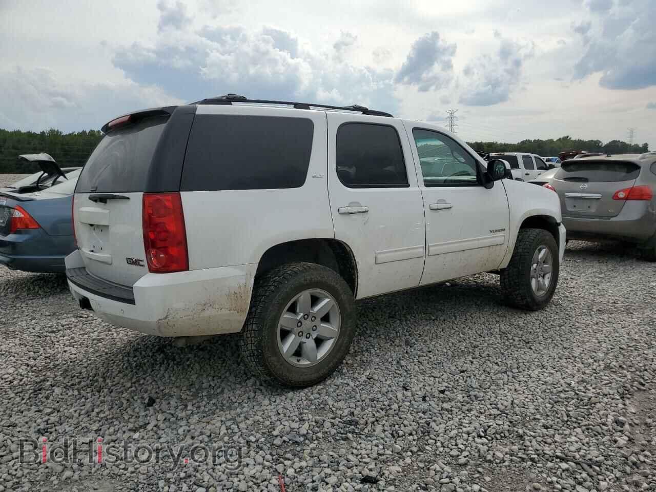 2011 GMC YUKON - VIN: 1GKS2CE02BR337933 - Фото 3