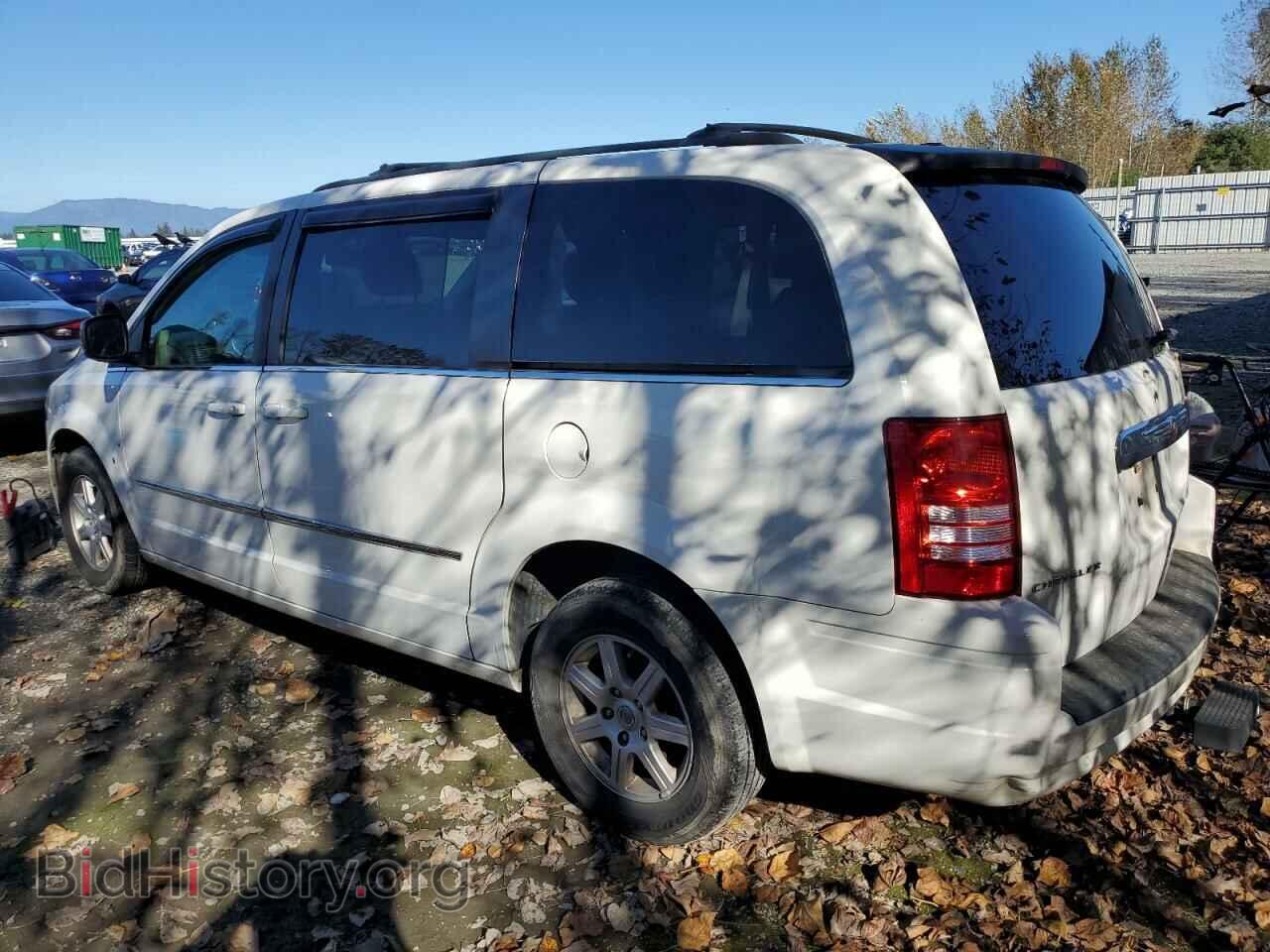 2010 CHRYSLER MINIVAN - VIN: 2A4RR5D12AR129176 - Фото 2