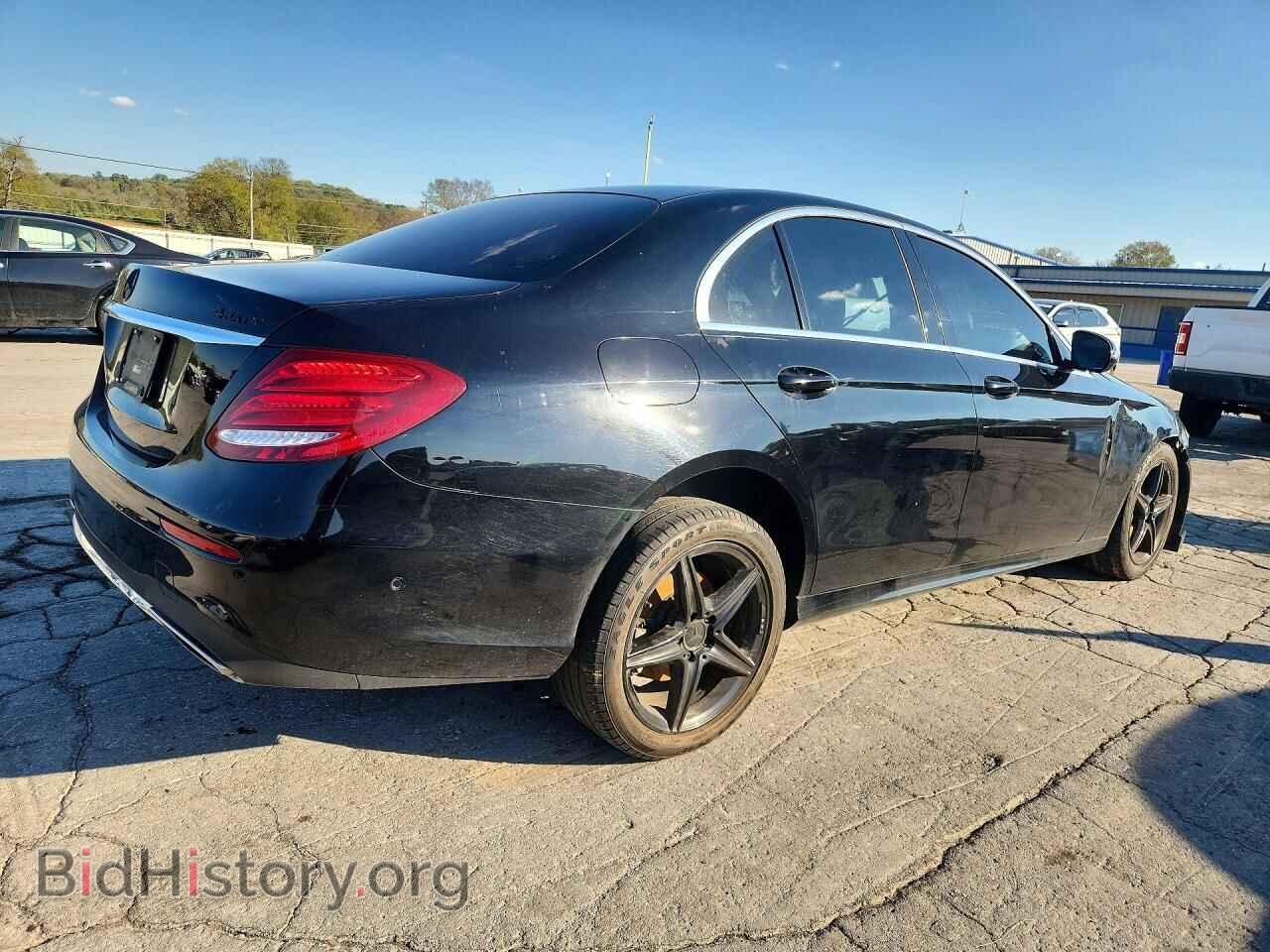 2017 MERCEDES-BENZ E-CLASS - VIN: WDDZF4KB5HA081455 - Фото 3