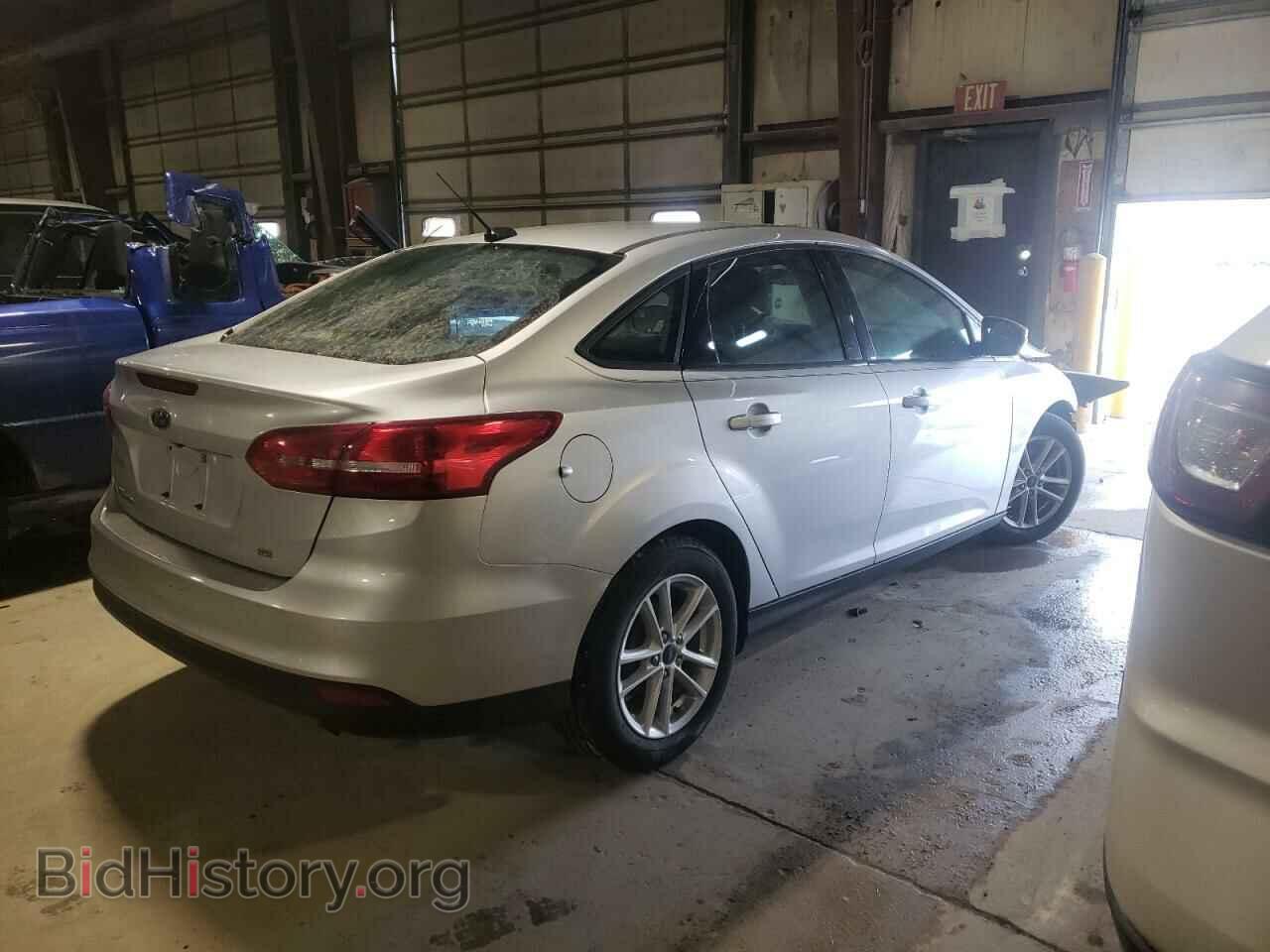 2017 FORD FOCUS - VIN: 1FADP3F22HL332352 - Фото 3