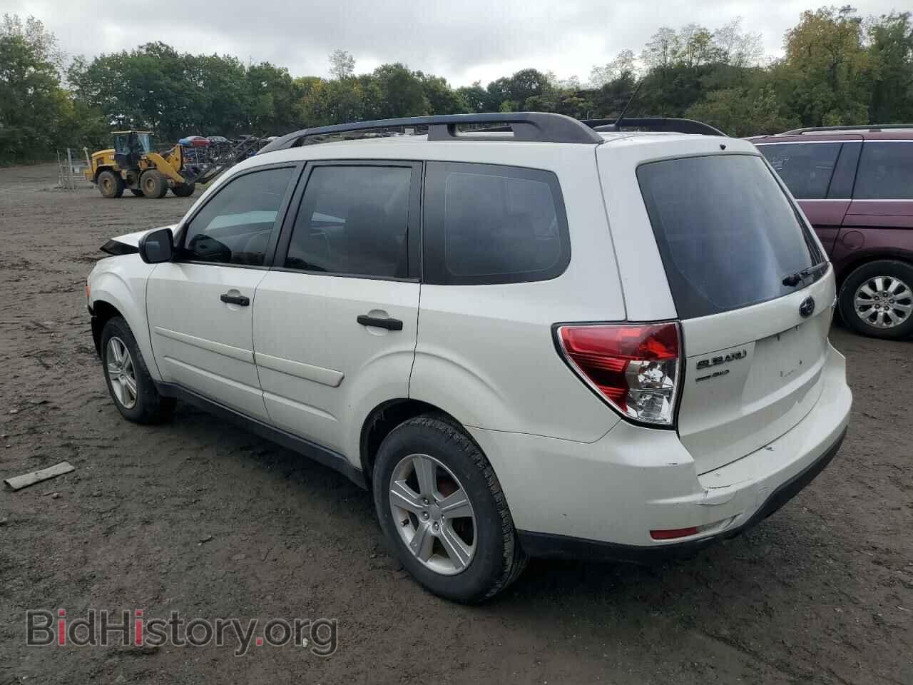 2013 SUBARU FORESTER - VIN: JF2SHABC7DH438084 - Фото 2