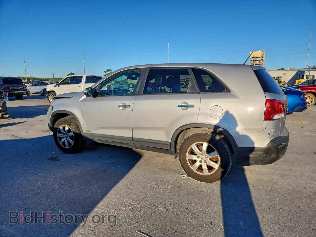 2012 KIA SORENTO - VIN: 5XYKTCA68CG306267 - Фото 2