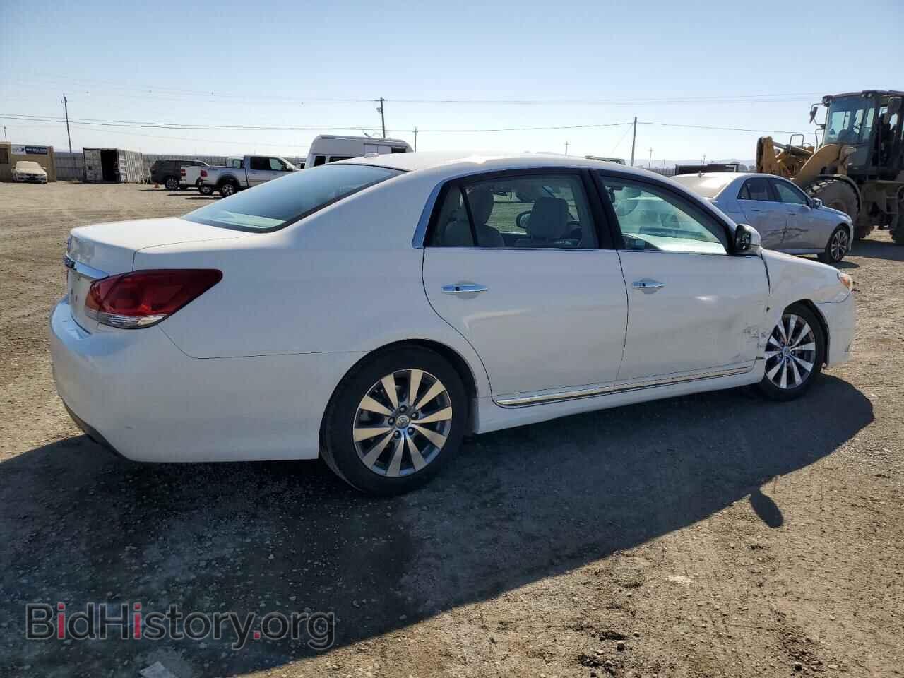 2011 TOYOTA AVALON - VIN: 4T1BK3DB2BU401332 - Фото 3