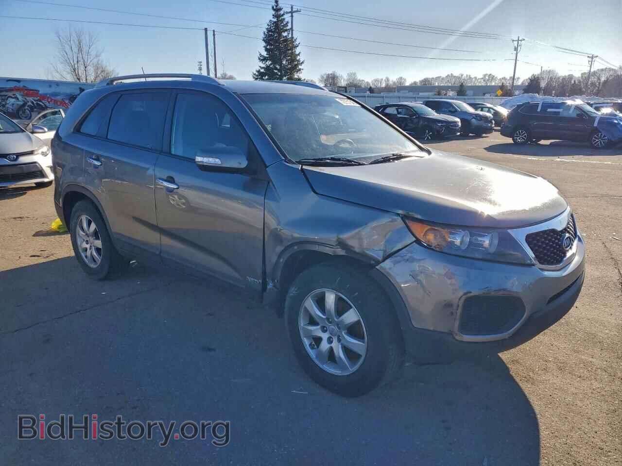 2013 KIA SORENTO - VIN: 5XYKTDA27DG367968 - Фото 4
