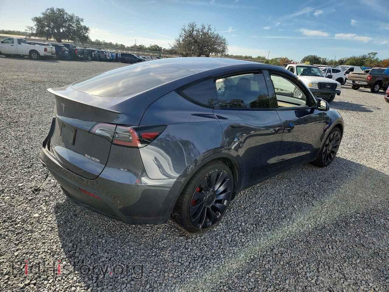 2022 TESLA MODEL Y - VIN: 7SAYGDEF2NF378187 - Фото 3