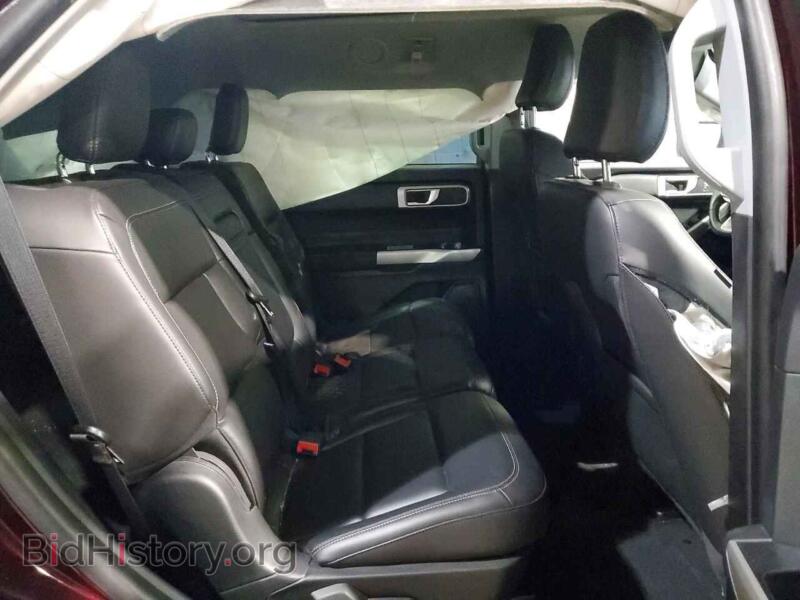 2022 Ford EXPLORER (VIN 1FMSK8DH4NGA47365) — photo 11 of 16