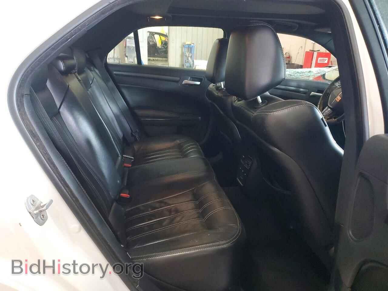 2015 CHRYSLER 300 - VIN: 2C3CCAGG0FH876380 - Фото 10