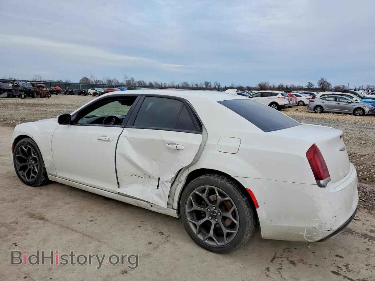 2016 CHRYSLER 300 - VIN: 2C3CCABG7GH144823 - Фото 2